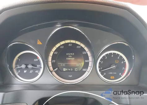 2010 Mercedes-Benz C 300 Luxury/Sport из США, поврежденный, VIN WDDGF5EB9AF463022